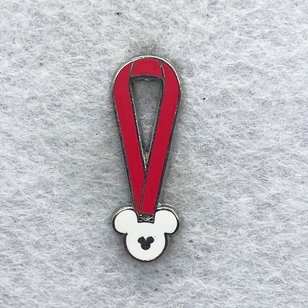 🔮 5/$25 Disney Red Mickey Lanyard‎ Pin